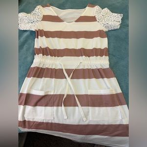 Boutique dress brand new! Size medium.